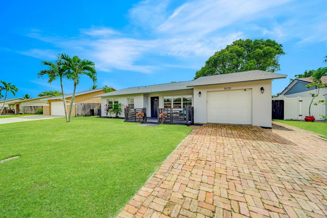 Photo of 9130 Saddlecreek Drive