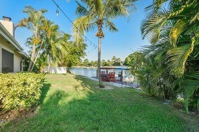 Photo of 864 Avocet Road