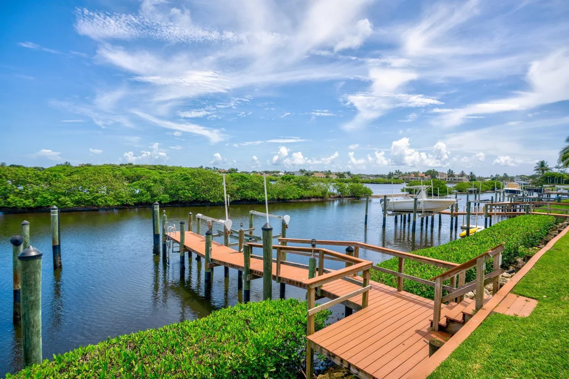Photo of 260 Eagle Drive