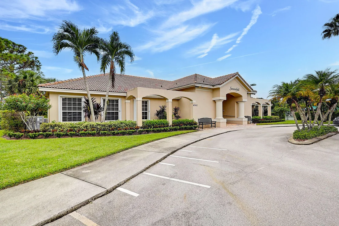 Photo of 6904 SE Twin Oaks Circle