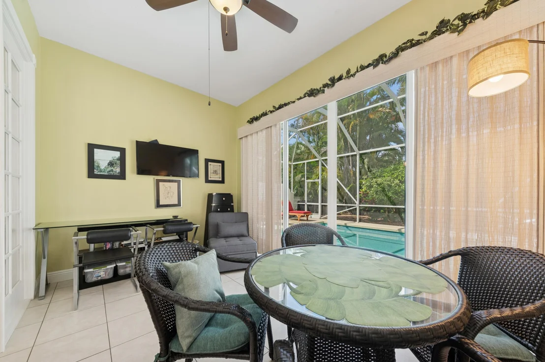 Photo of 2024 Valencia Drive