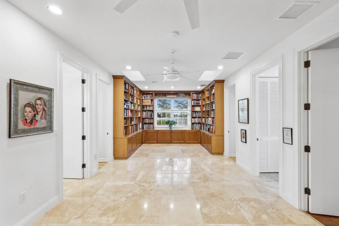 Photo of 10801 Indian Trail