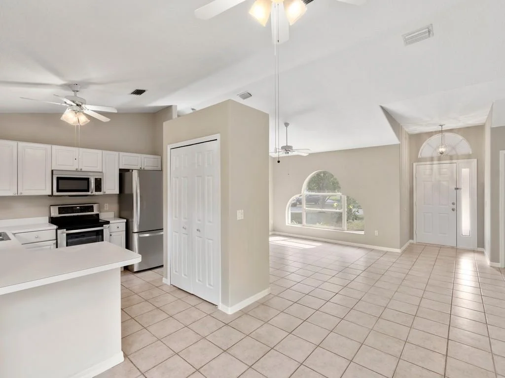 Photo of 4049 57th Terrace