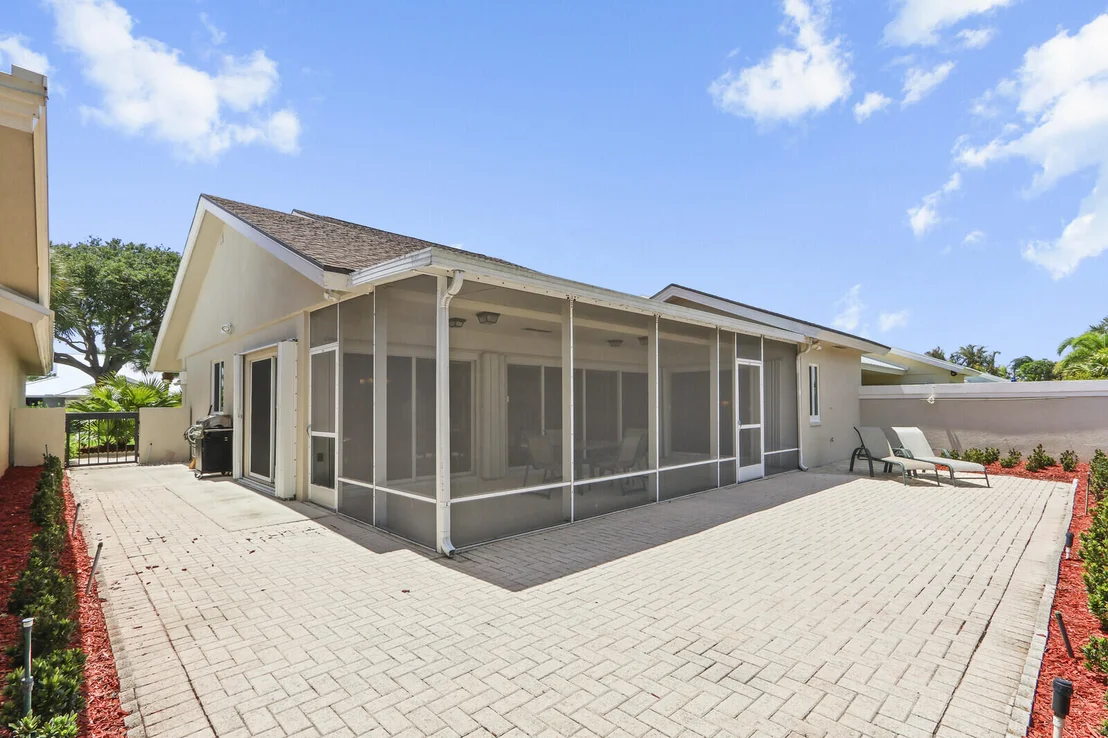 Photo of 327 Ridge Road