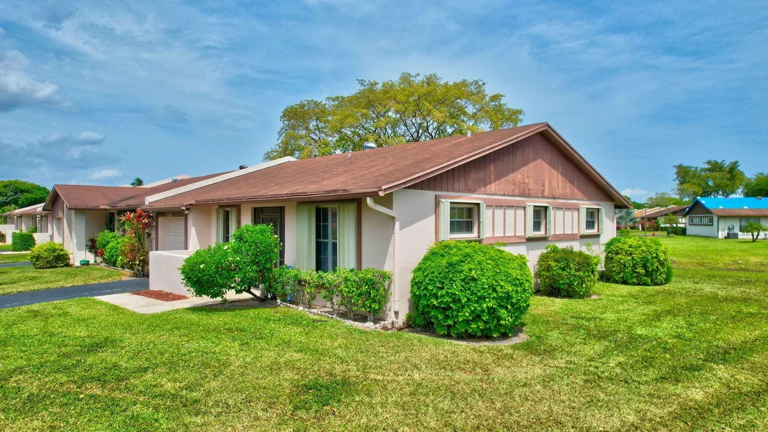 Photo of 5241 Breadfruit Circle