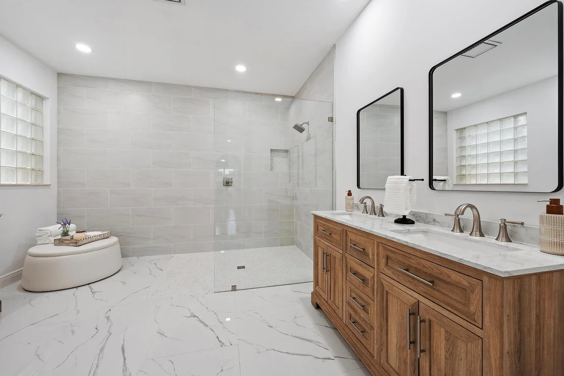 Photo of 7133 Veneto Drive