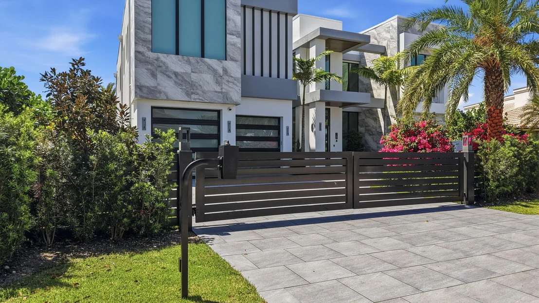 Photo of 749 Bamboo Drive
