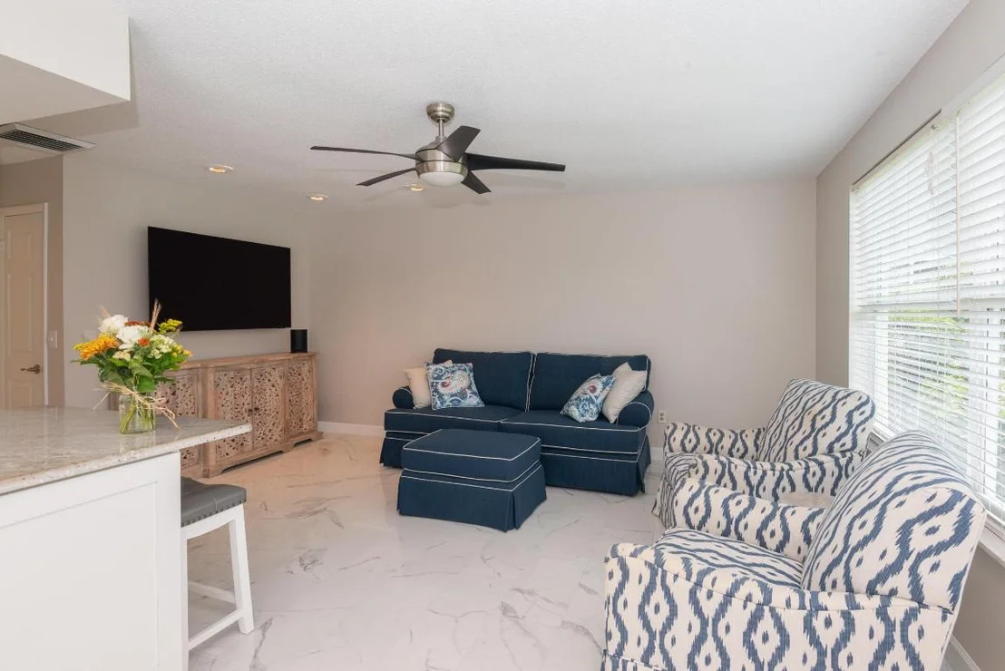 Photo of 2811 SE Fairway W