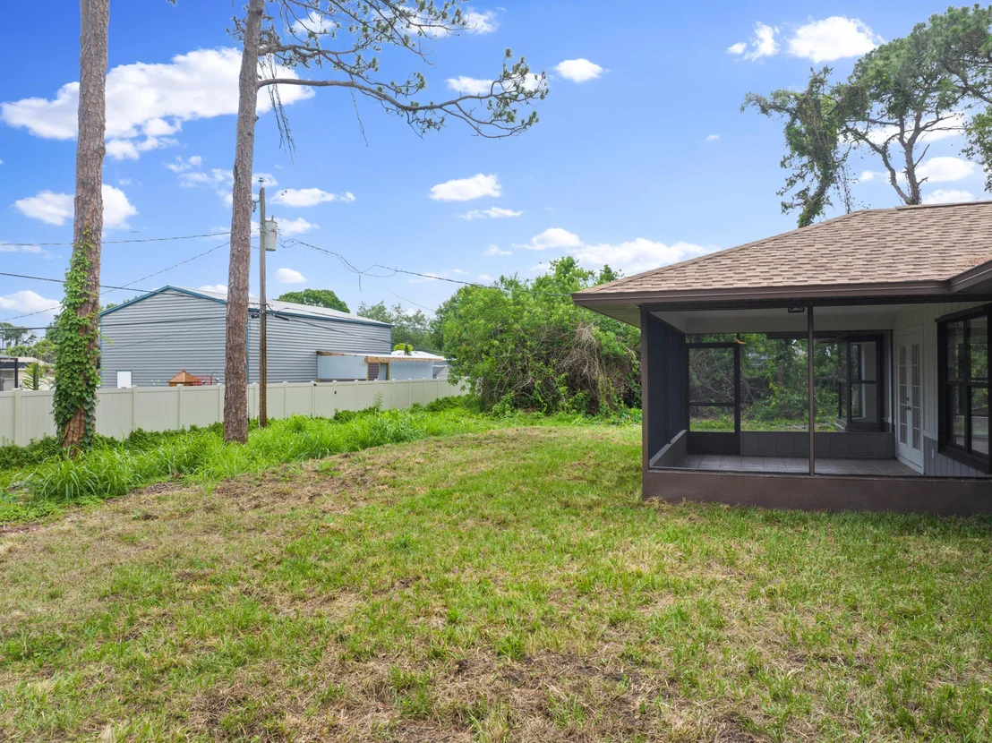 Photo of 186 24th Avenue