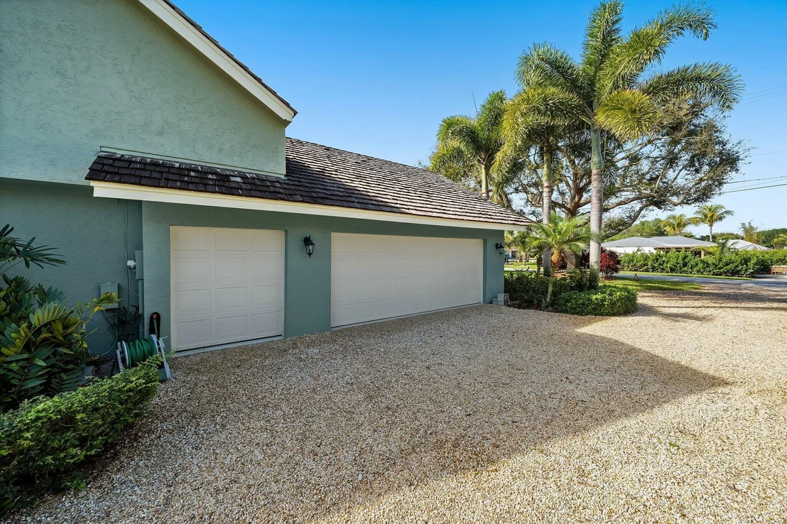 Photo of 41 SE Saddleback Road