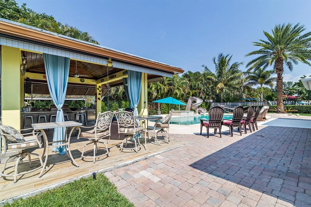 Photo of 657 Fairwind Drive