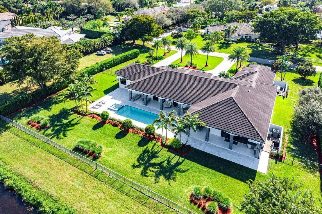 Photo of 6773 Boniello Drive