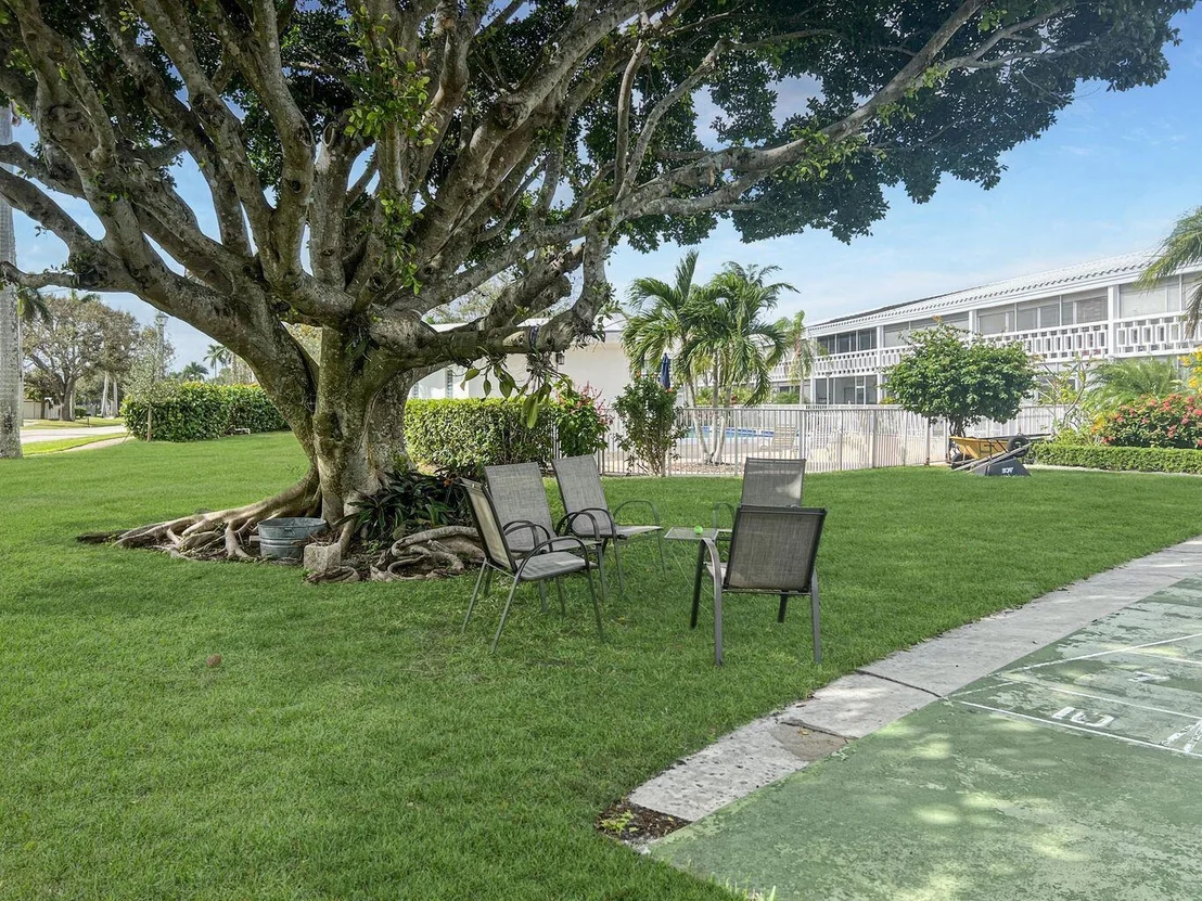 Photo of Unit 216 at 331 TEQUESTA Drive