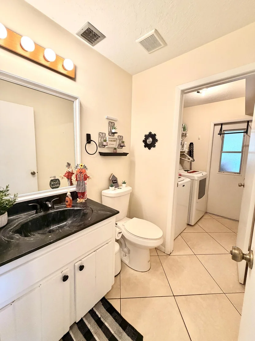 Photo of 505 SE 18th Way