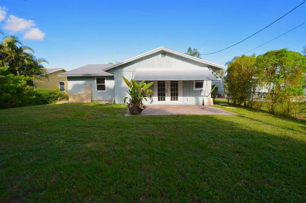 Photo of 5588 SE Avalon Drive
