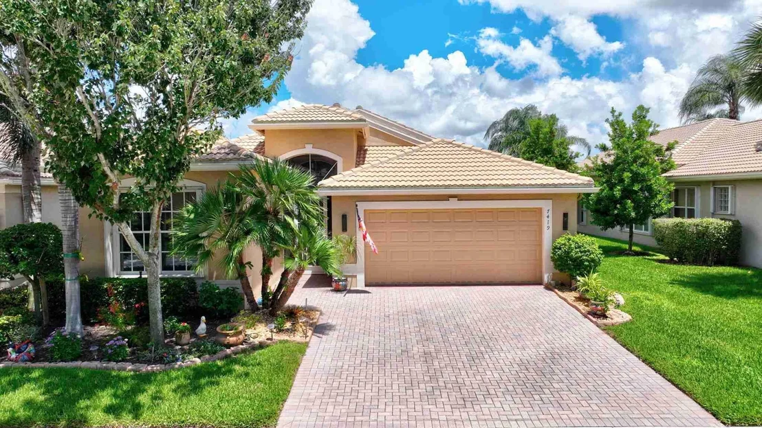 Photo of 7419 Twin Falls Drive