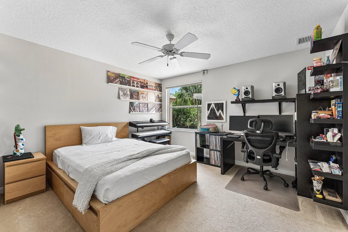 Photo of 4858 S Classical Boulevard