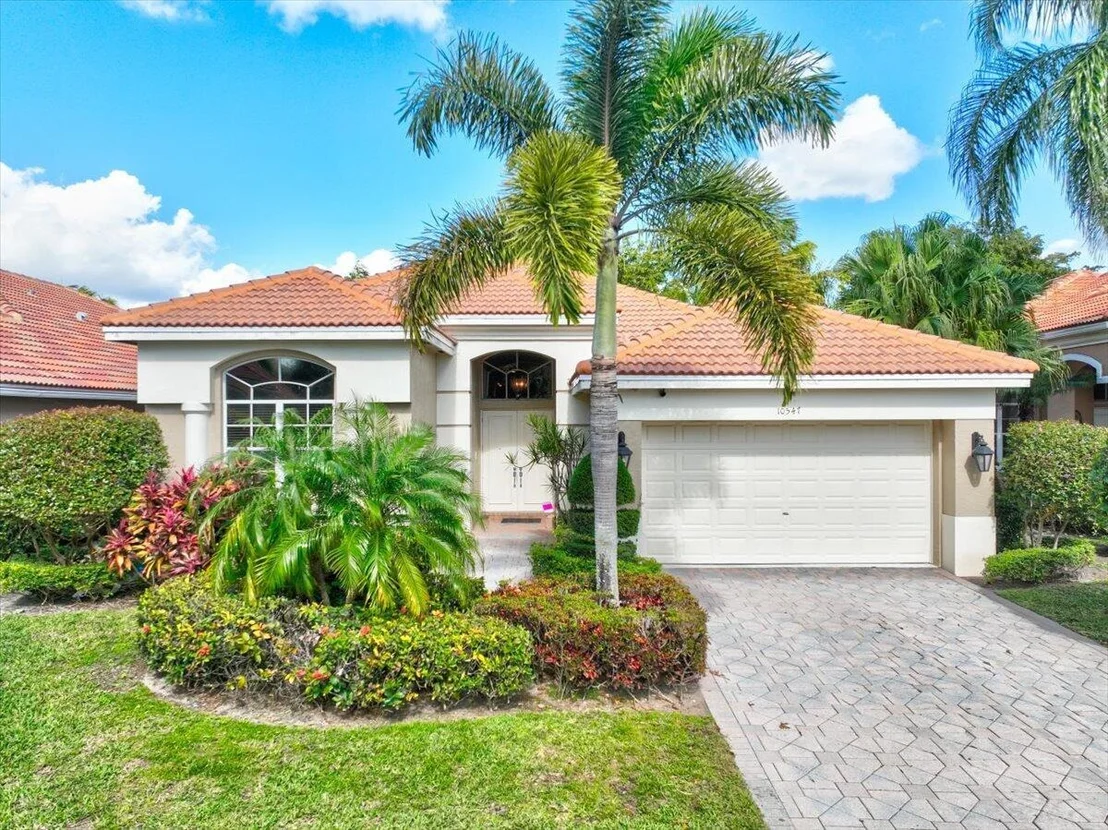 Photo of 10547 Laurel Estates Lane