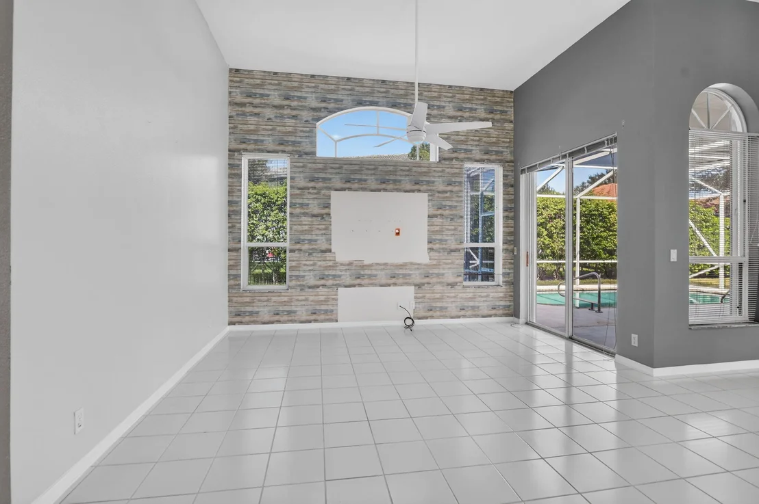 Photo of 10031 Lexington Estates Boulevard