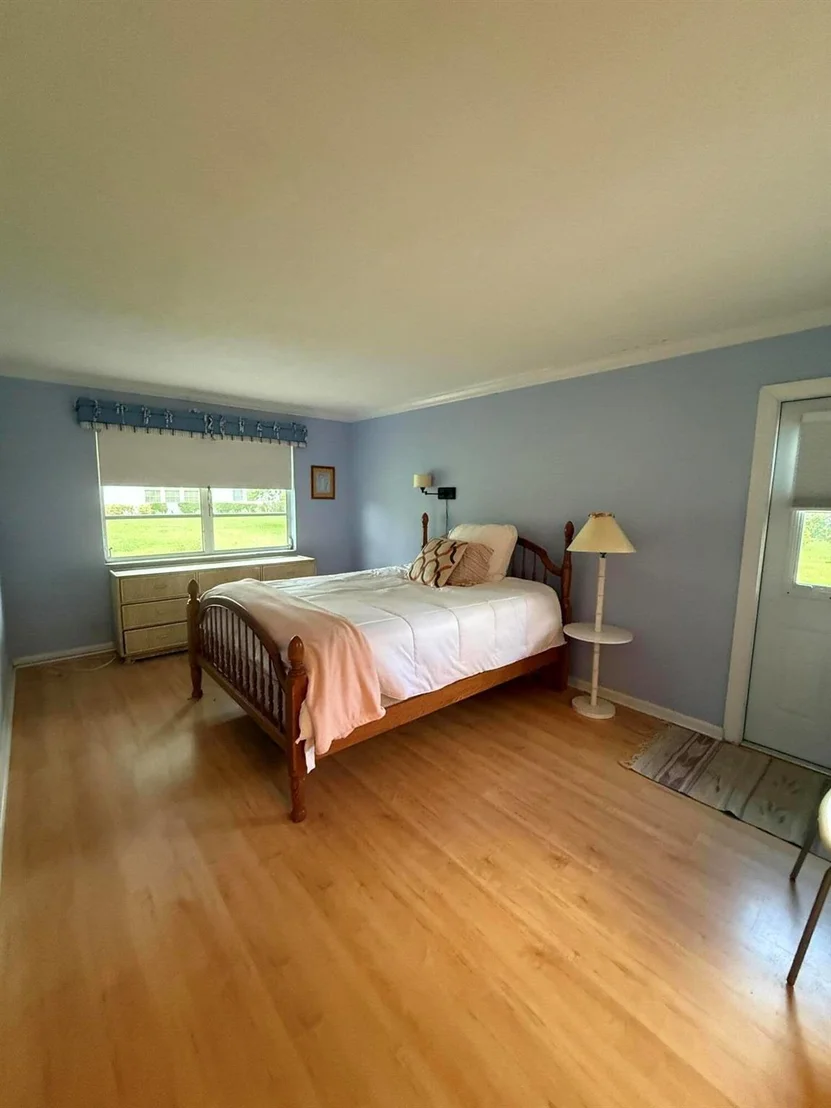 Photo of Unit A at 517 High Point Drive
