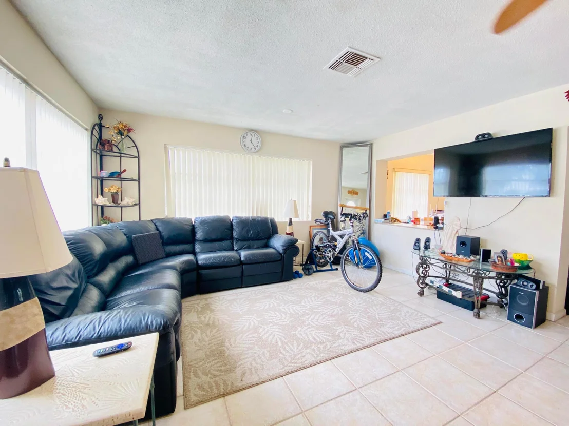 Photo of 4380 Marilyn Drive