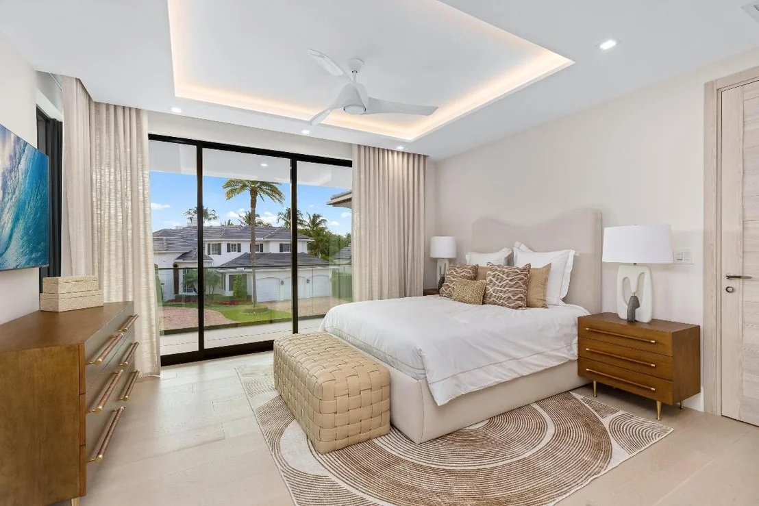 Photo of 2498 Queen Palm Road
