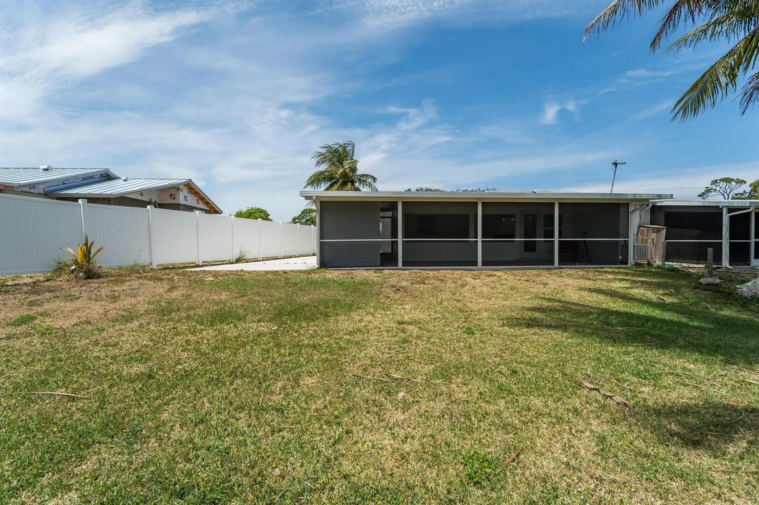 Photo of 1114 Stillwater Drive