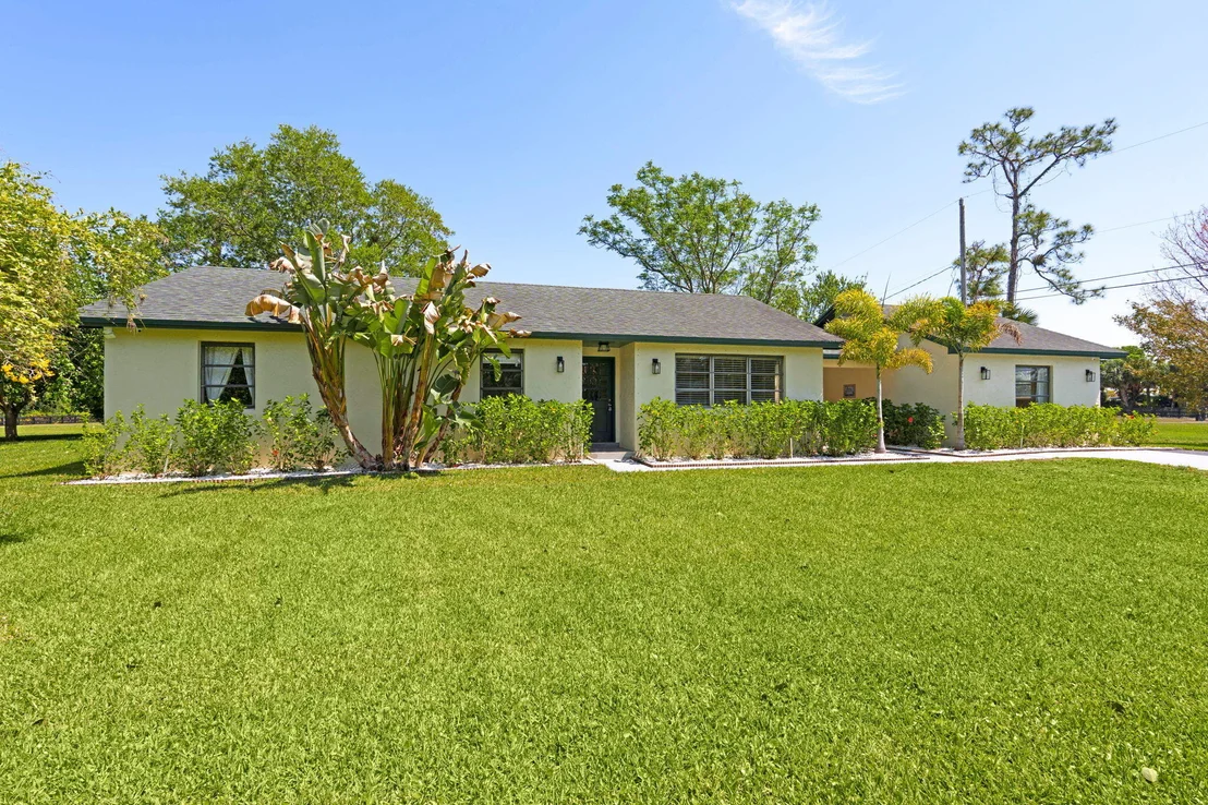 Photo of 1230 F Road