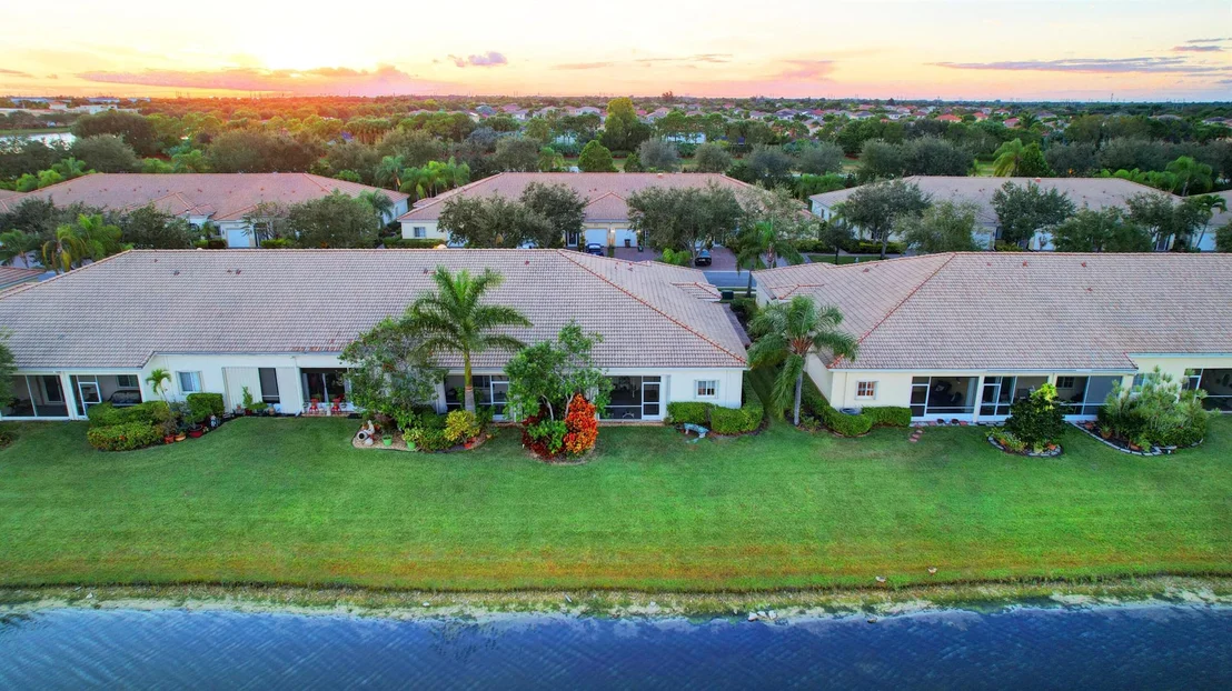 Photo of 2364 Windjammer Way