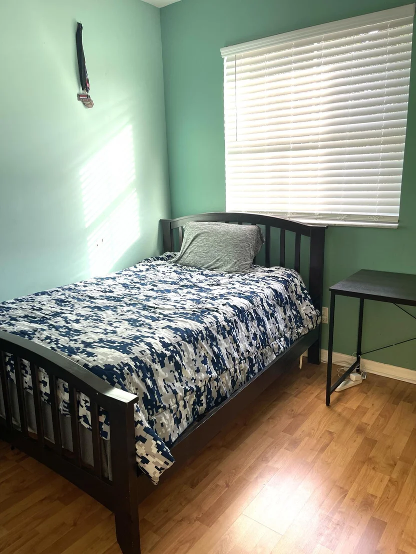 Photo of 7834 Manor Forest Boulevard