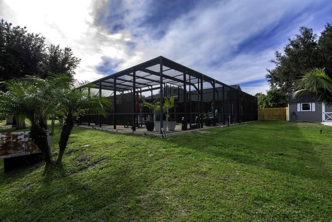 Photo of 1332 N Oak Ridge Drive