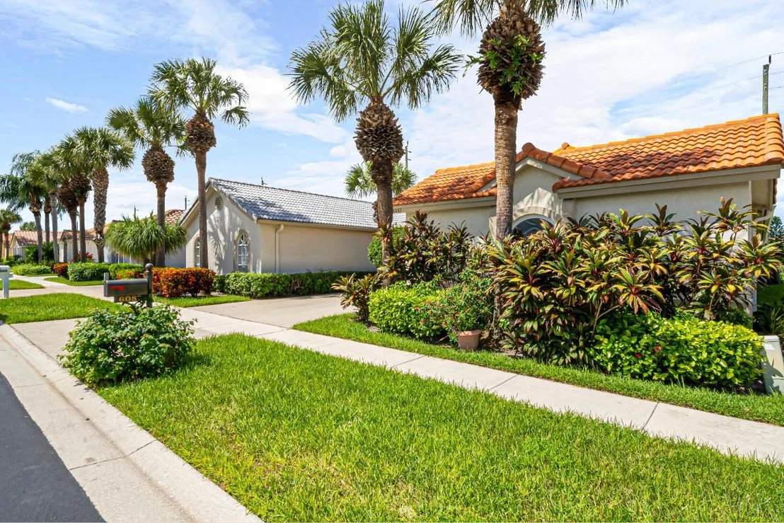 Photo of 6087 Bay Isles Drive