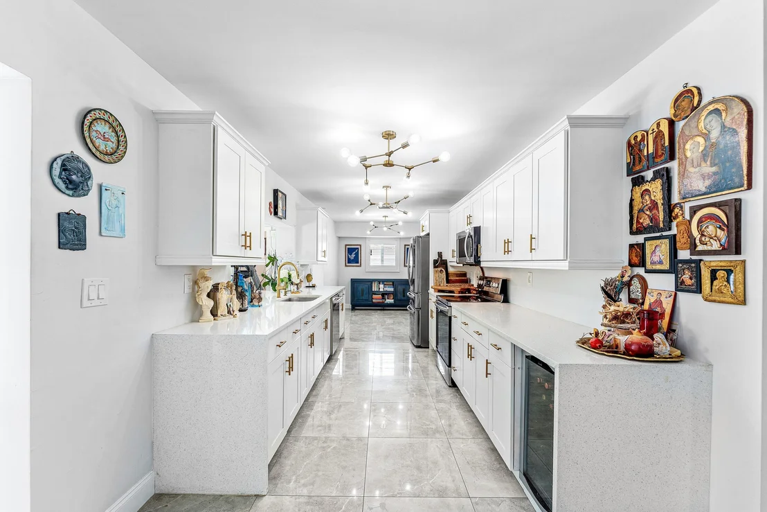 Photo of 581 NW 13th Drive