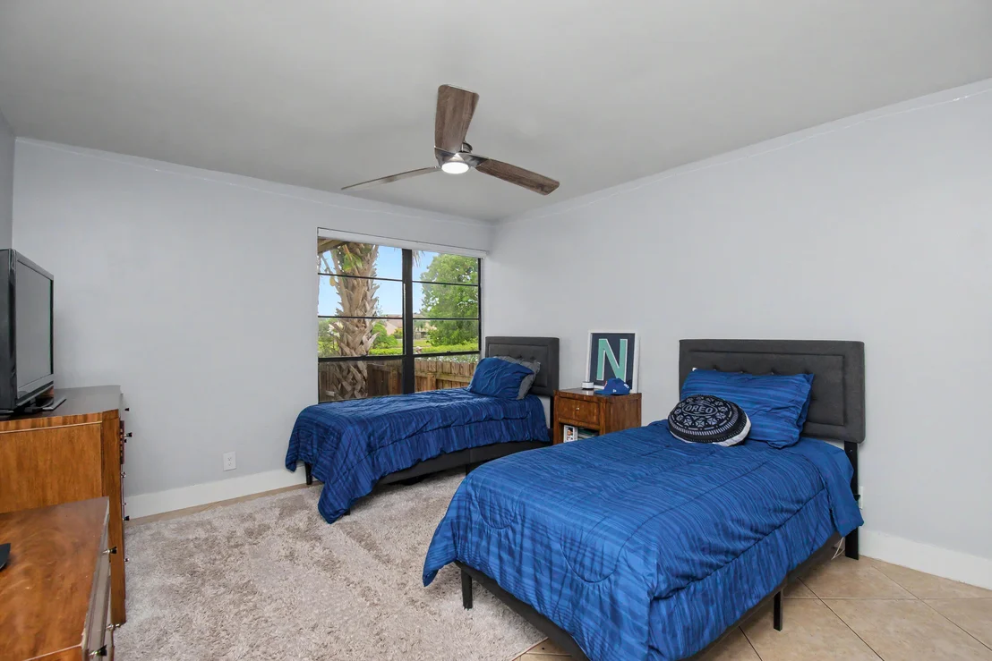 Photo of 6458 Pond Apple Road