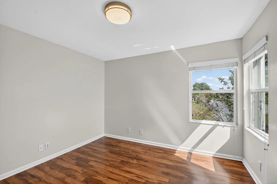 Photo of 1856 Capeside Circle