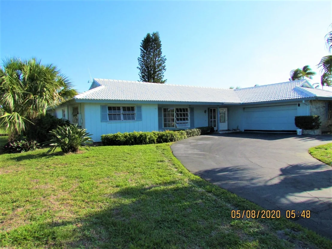 Photo of 3724 SE Fairway E