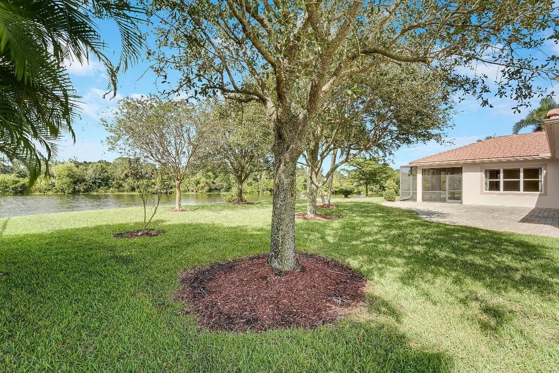 Photo of 243 SE Ethan Terrace