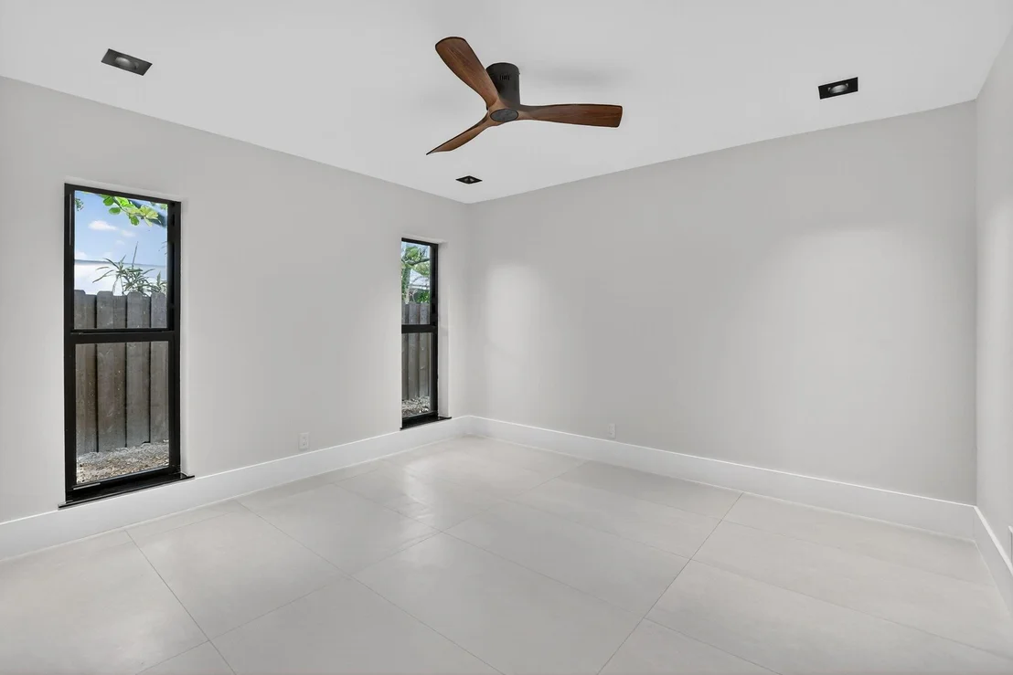 Photo of 43 Oregon Lane
