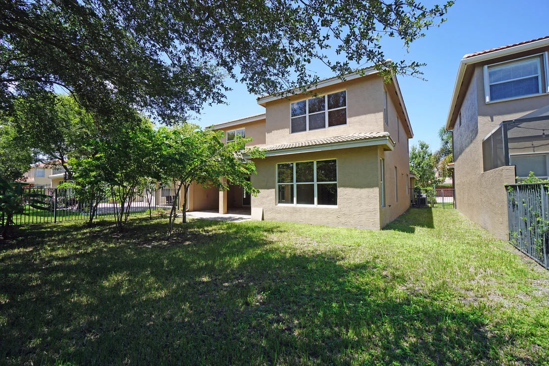 Photo of 8525 Breezy Hill Drive
