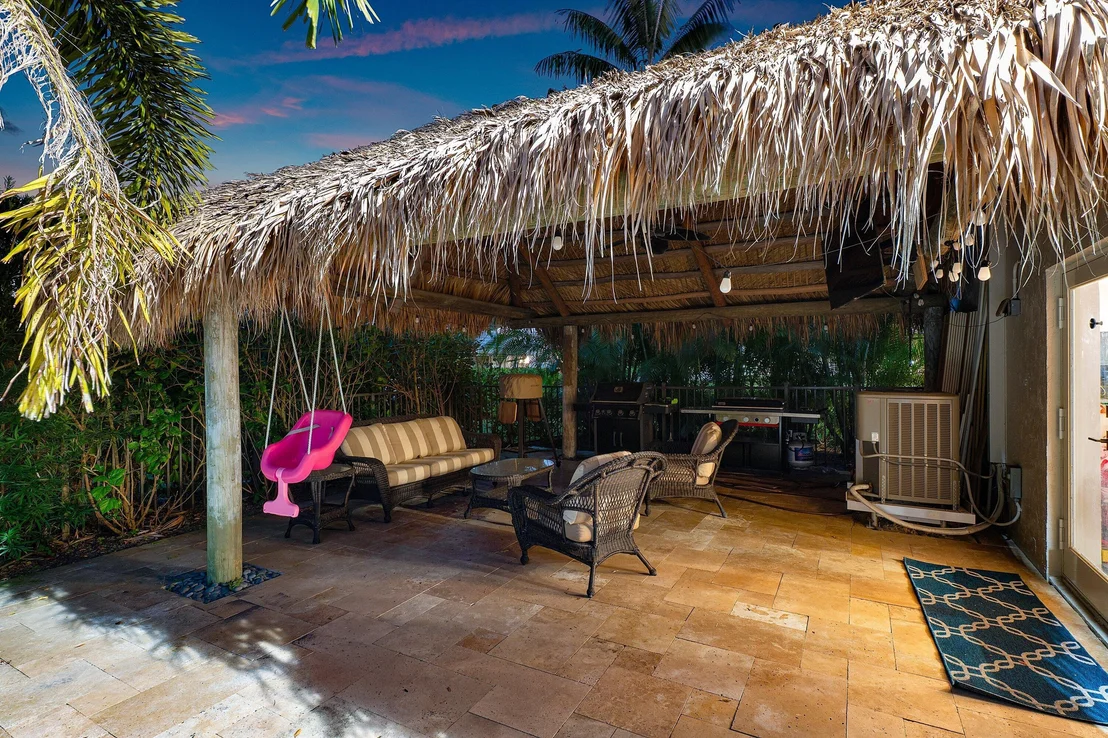 Photo of 10893 Gleneagles Road