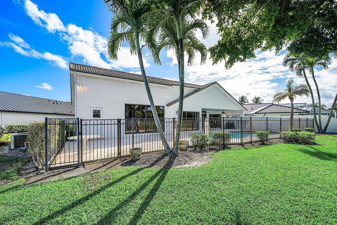 Photo of 21459 Bridge View Drive