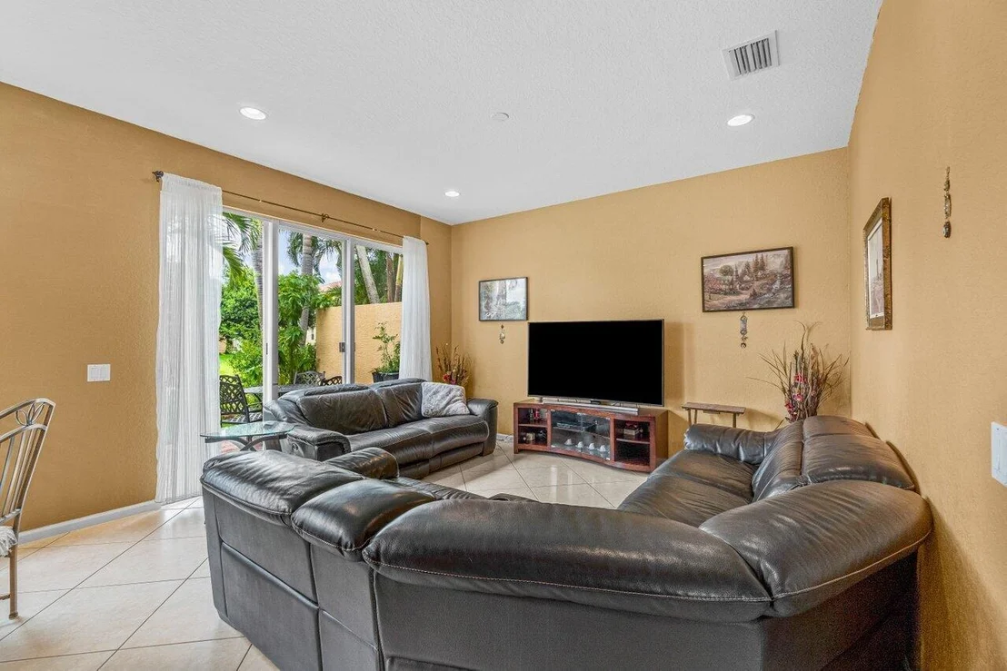 Photo of 5407 Wellcraft Drive