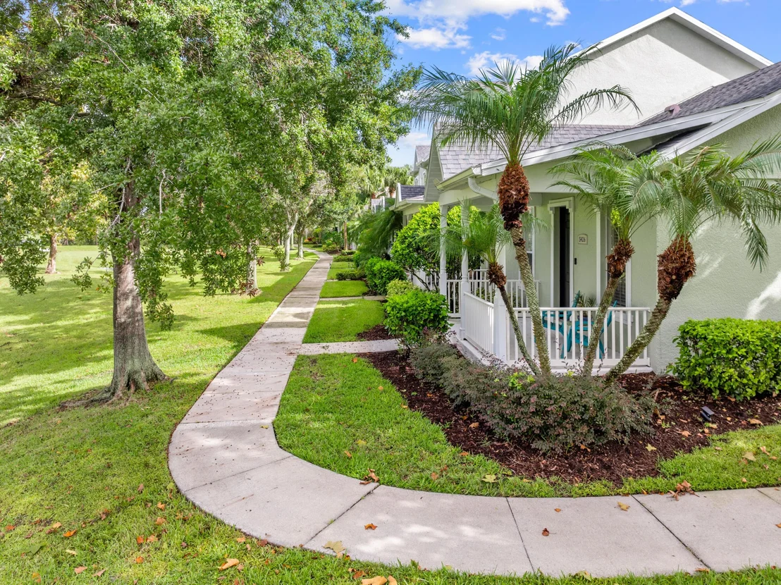 Photo of 5426 Kumquat Loop