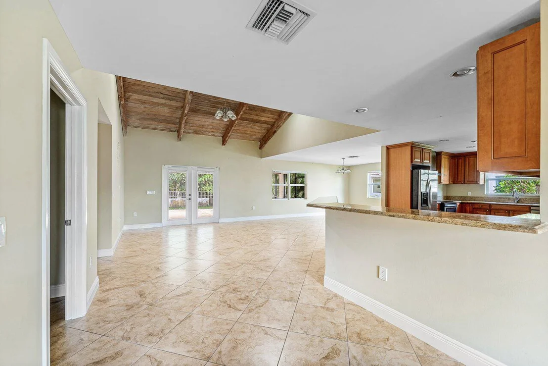 Photo of 4572 White Cedar Lane