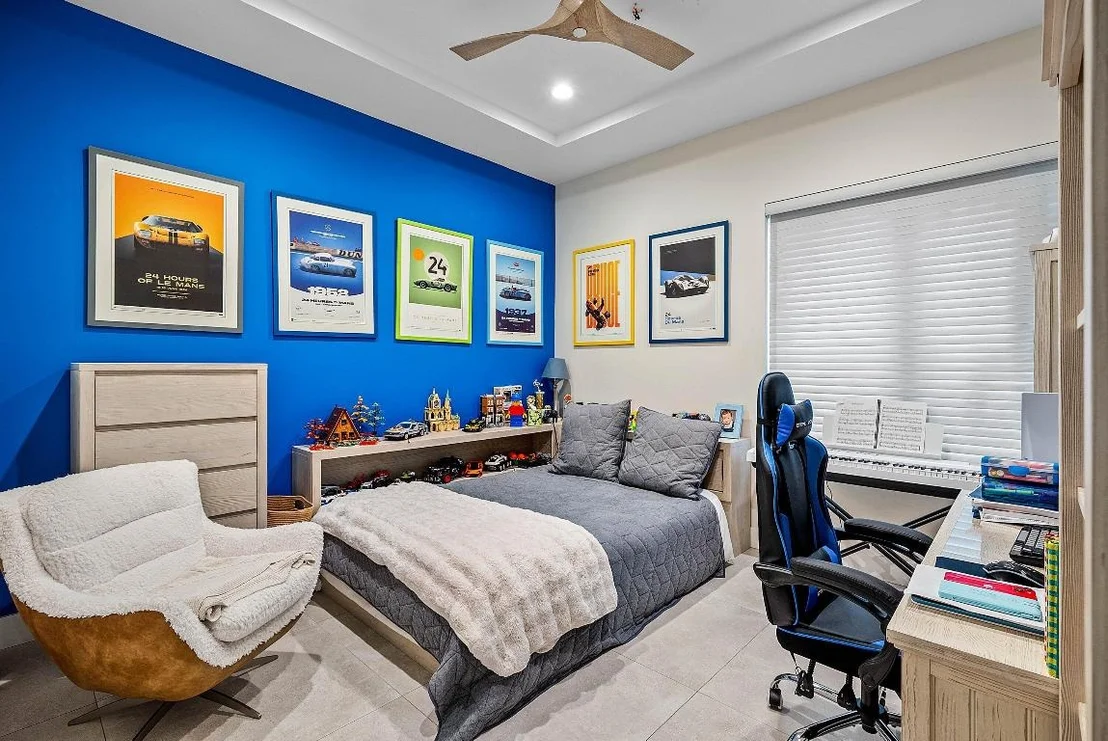Photo of 217 Gulfstream Boulevard