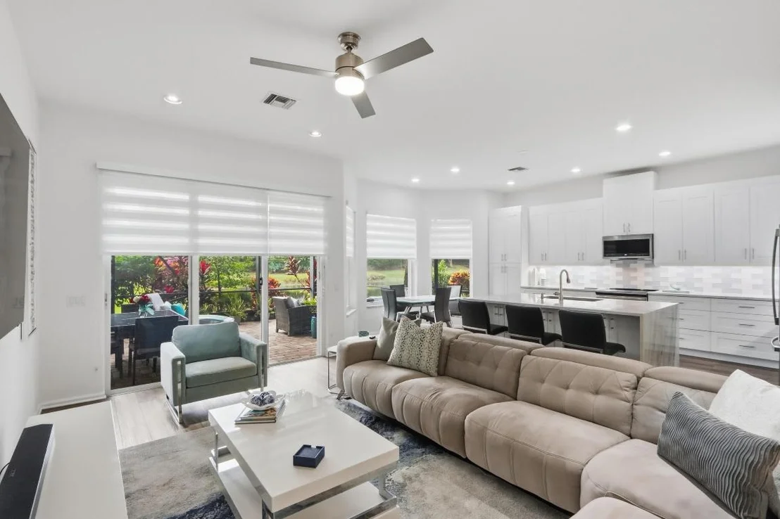Photo of 8752 Palm River Drive
