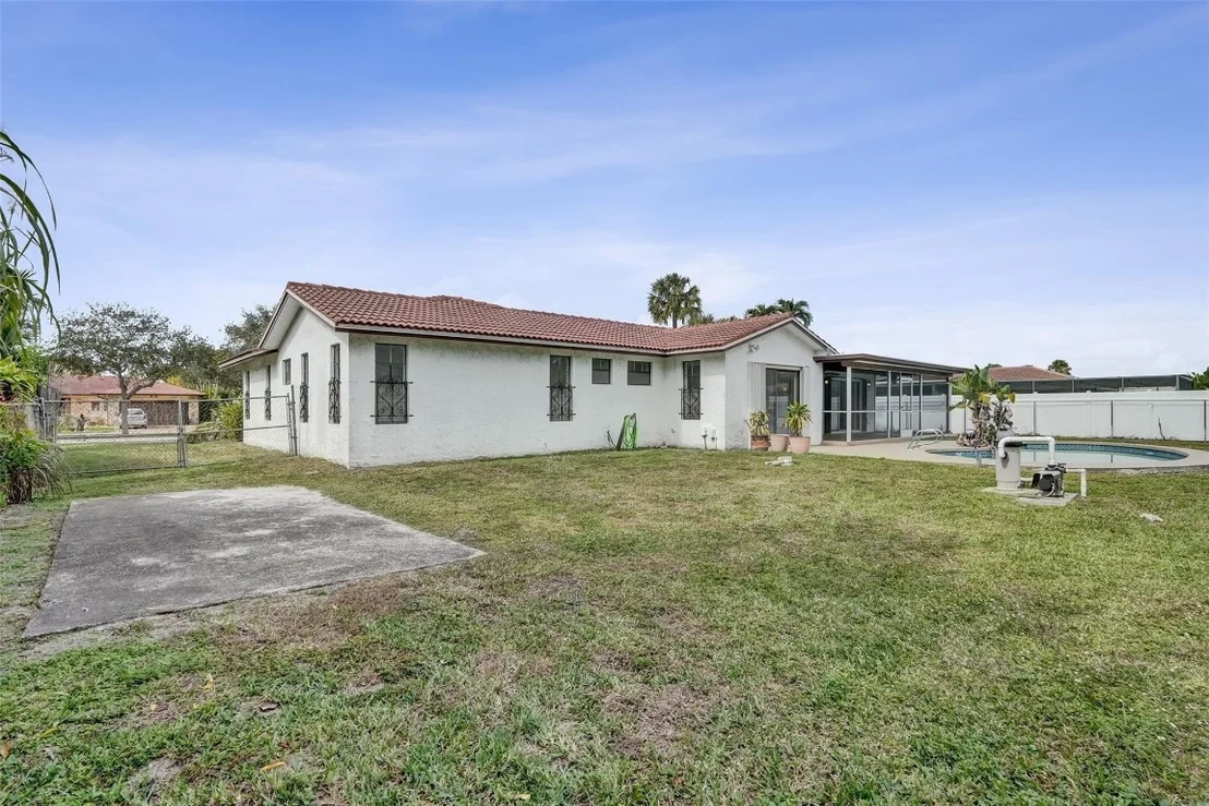 Photo of 65 W Palm Drive