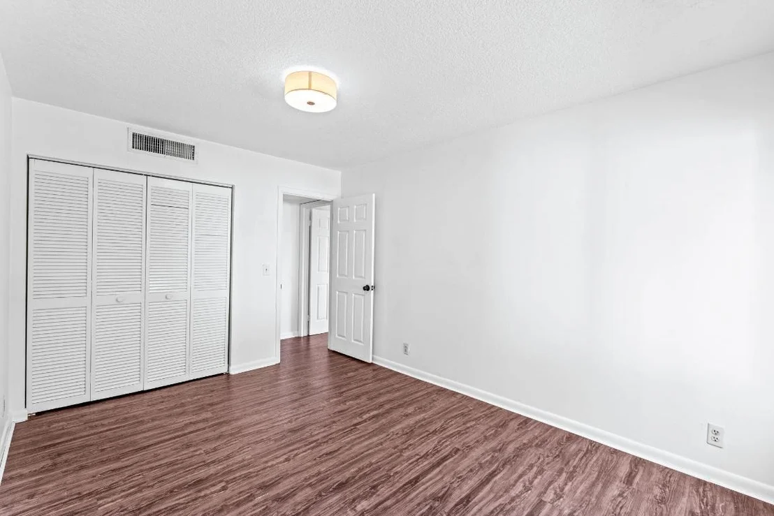 Photo of Unit C7 at 150 Pineview Road