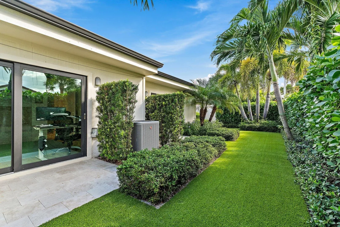 Photo of 121 Bonefish Circle E