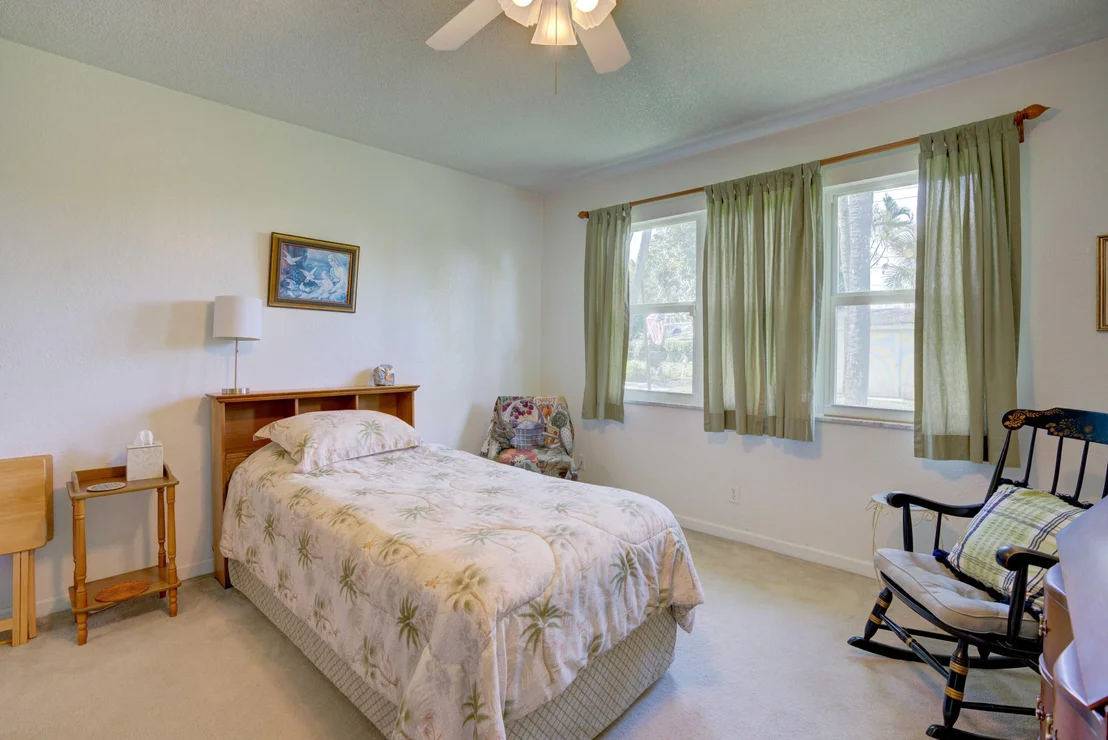 Photo of 452 Date Palm Drive